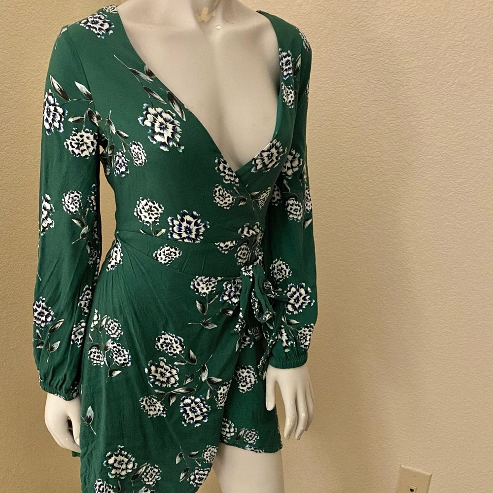 Beautiful cupcakes and cashmere mini dress